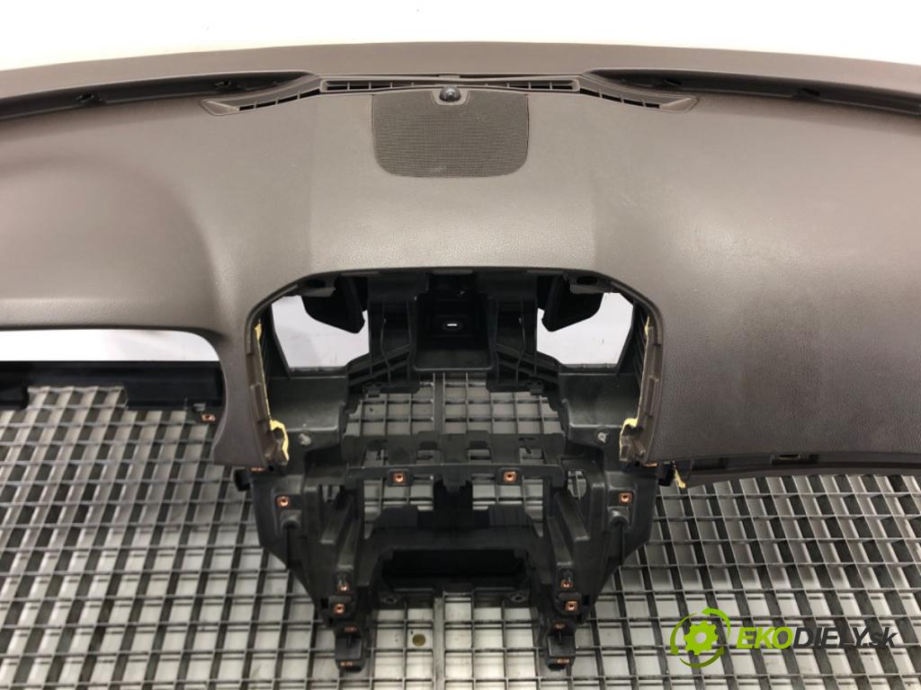 OPEL INSIGNIA A (G09) 2008 - 2017    2.0 CDTI (68) 96 kW [131 KM] olej napędowy 2008 -   Palubná doska  (Palubné dosky)