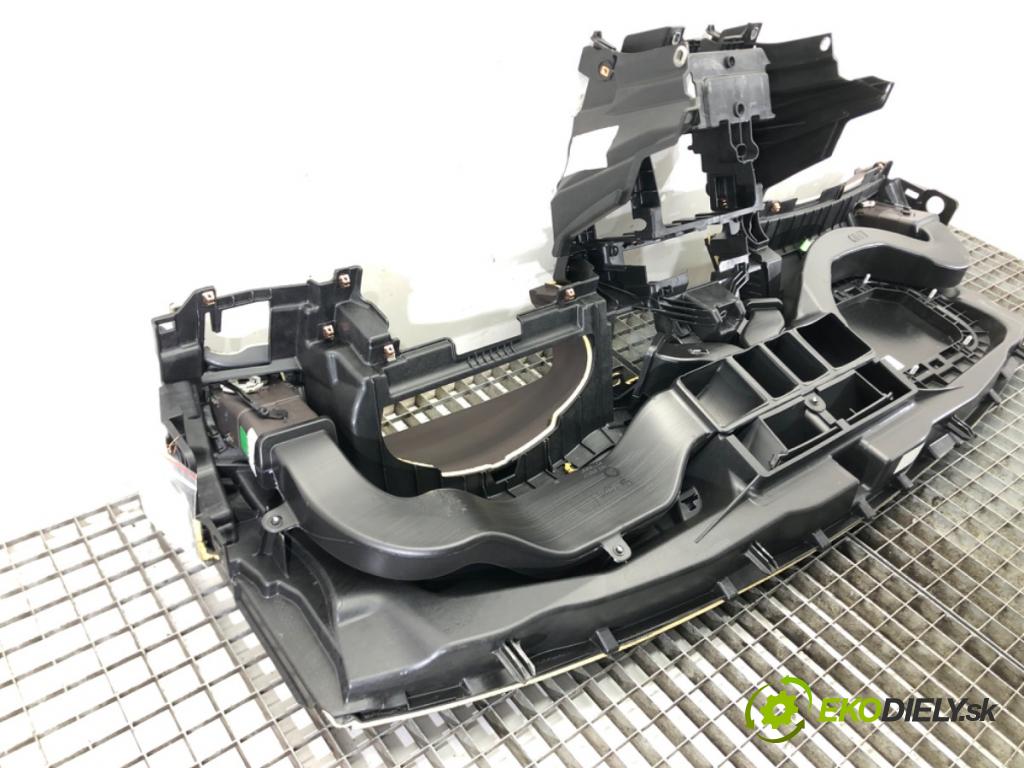 OPEL INSIGNIA A (G09) 2008 - 2017    2.0 CDTI (68) 96 kW [131 KM] olej napędowy 2008 -   Palubná doska  (Palubné dosky)