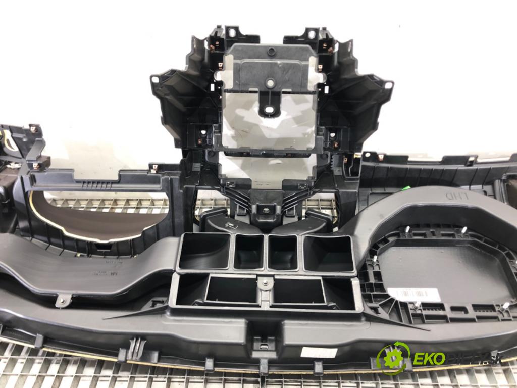 OPEL INSIGNIA A (G09) 2008 - 2017    2.0 CDTI (68) 96 kW [131 KM] olej napędowy 2008 -   Palubná doska  (Palubné dosky)