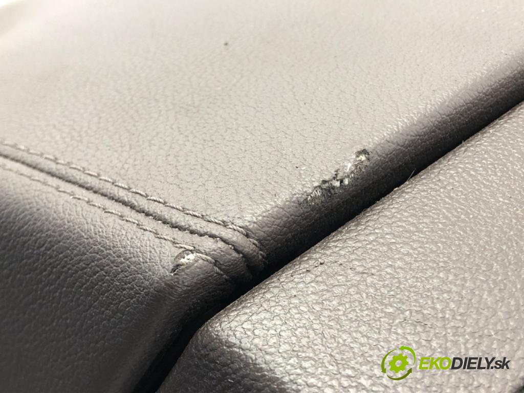 OPEL INSIGNIA A (G09) 2008 - 2017    2.0 CDTI (68) 96 kW [131 KM] olej napędowy 2008 -   Tunel stredový  (Stredový tunel / panel)