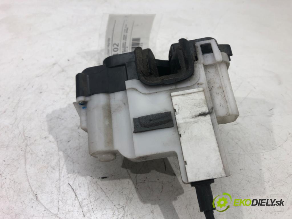 FIAT PANDA (169_) 2003 - 2022    1.1 (169.AXA1A) 40 kW [54 KM] benzyna 2003 - 2022  zámok dveře levý přední část