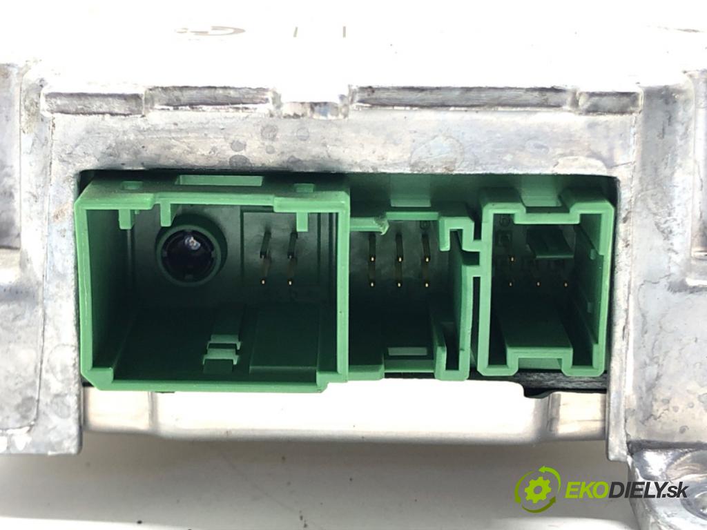 BMW 5 (E60) 2001 - 2010    525 d 130 kW [177 KM] olej napędowy 2004 - 2010  senzor airbag 6946400 (Snímače)
