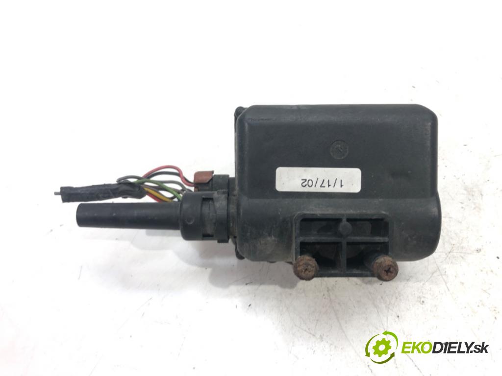 CITROEN C5 I (DC_) 2001 - 2005    2.0 16V (DCRFNC, DCRFNF) 100 kW [136 KM] benzyna 2  Potenciometer plynového pedálu  (Pedále)