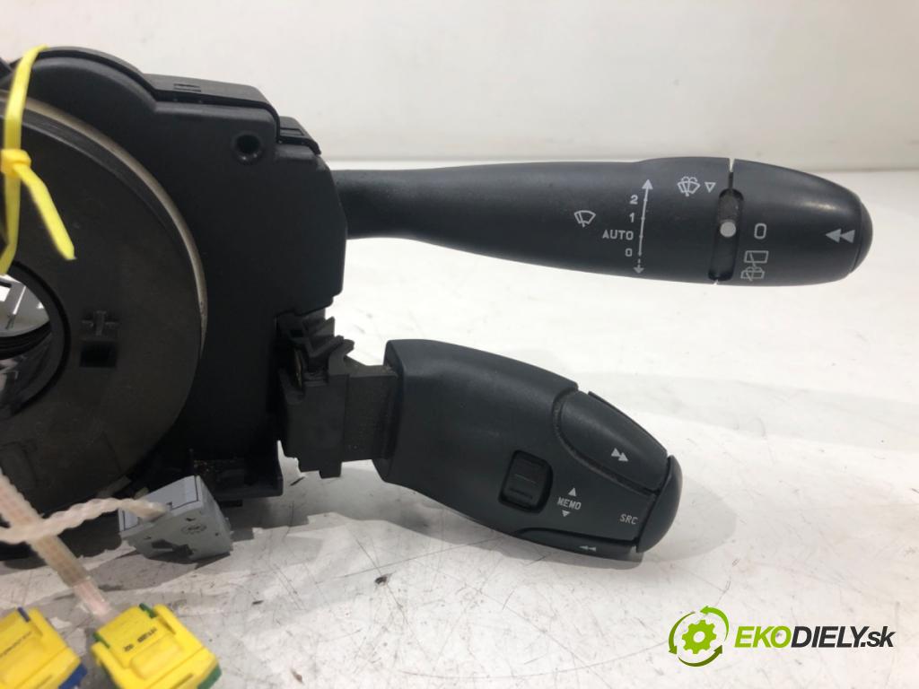CITROEN C5 I (DC_) 2001 - 2005    2.0 16V (DCRFNC, DCRFNF) 100 kW [136 KM] benzyna 2  Prepínač kombinovaný 96477534XT (Prepínače, spínače, tlačidlá a ovládače kúrenia)