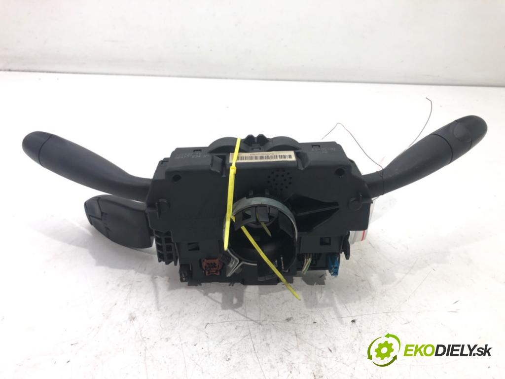 CITROEN C5 I (DC_) 2001 - 2005    2.0 16V (DCRFNC, DCRFNF) 100 kW [136 KM] benzyna 2  Prepínač kombinovaný 96477534XT (Prepínače, spínače, tlačidlá a ovládače kúrenia)