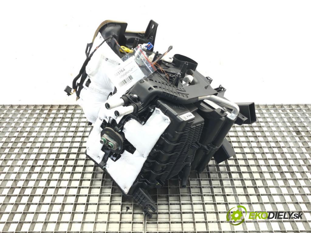 HYUNDAI i30 (PDE, PD, PDEN) 2016 - 2022    1.4 MPI 74 kW [100 KM] benzyna 2016 - 2022  Výhrevné teleso, radiátor kúrenia 97200-G4300 (Radiátory kúrenia)