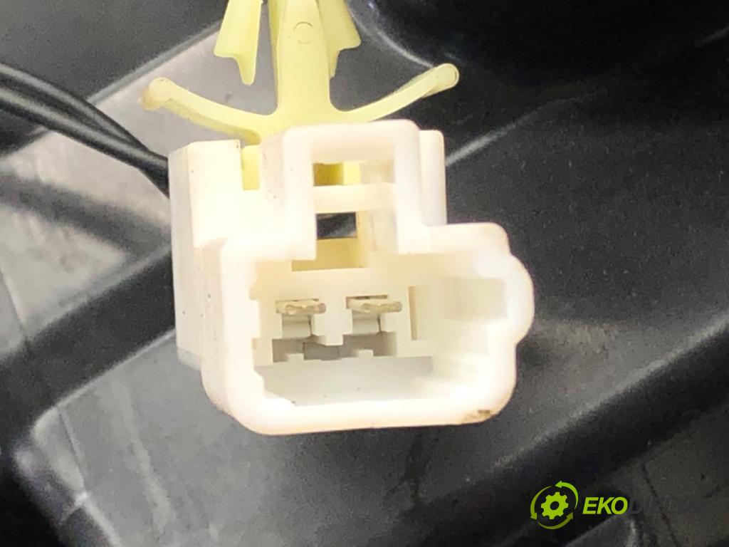 HYUNDAI i30 (PDE, PD, PDEN) 2016 - 2022    1.4 MPI 74 kW [100 KM] benzyna 2016 - 2022  Výhrevné teleso, radiátor kúrenia 97200-G4300 (Radiátory kúrenia)