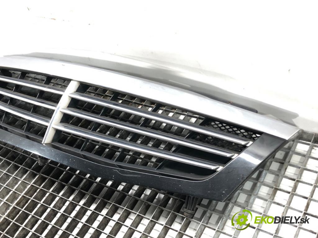 SSANGYONG REXTON / REXTON II (GAB_) 2002 - 2022    2.7 Xdi 121 kW [165 KM] olej napędowy 2005 - 2006  mřížka maska 79460-08000 (Mřížky (masky) chladičů)