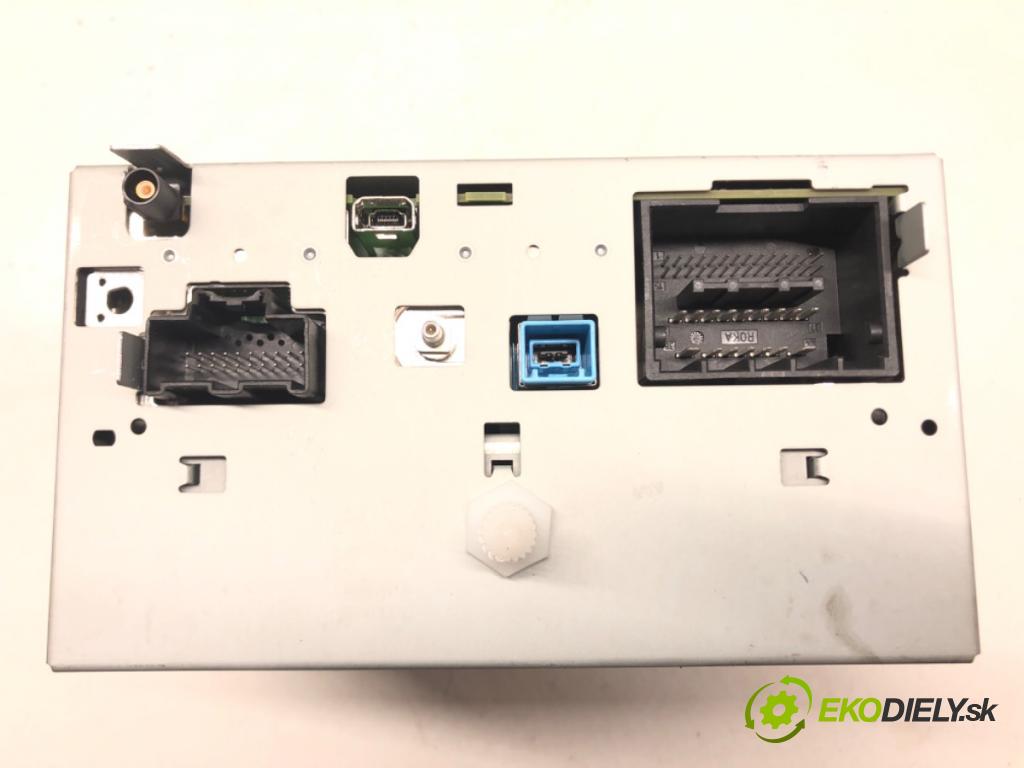 OPEL INSIGNIA A Sports Tourer (G09) 2008 - 2017    2.0 CDTI 4x4 (35) 118 kW [160 KM] olej napędowy 20  RADIO 13337253 (Audio zariadenia)