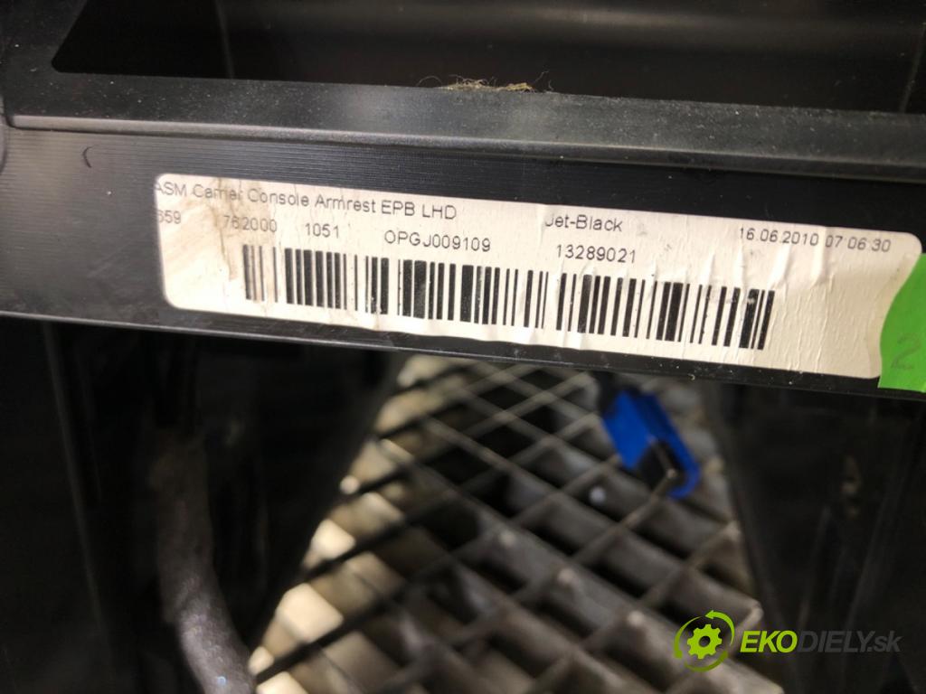 OPEL INSIGNIA A Sports Tourer (G09) 2008 - 2017    2.0 CDTI 4x4 (35) 118 kW [160 KM] olej napędowy 20  Tunel stredový 13289021 (Stredový tunel / panel)