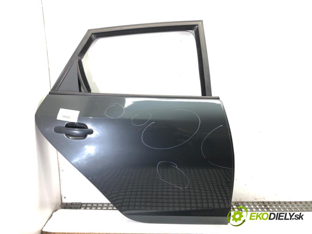 SEAT IBIZA IV liftback 2010 63 kW 1.4 1390 Dvere pravy zad 