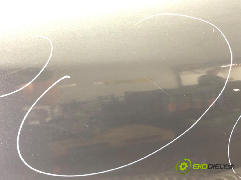 SEAT IBIZA IV liftback 2010 63 kW 1.4 1390 Dvere pravy zad