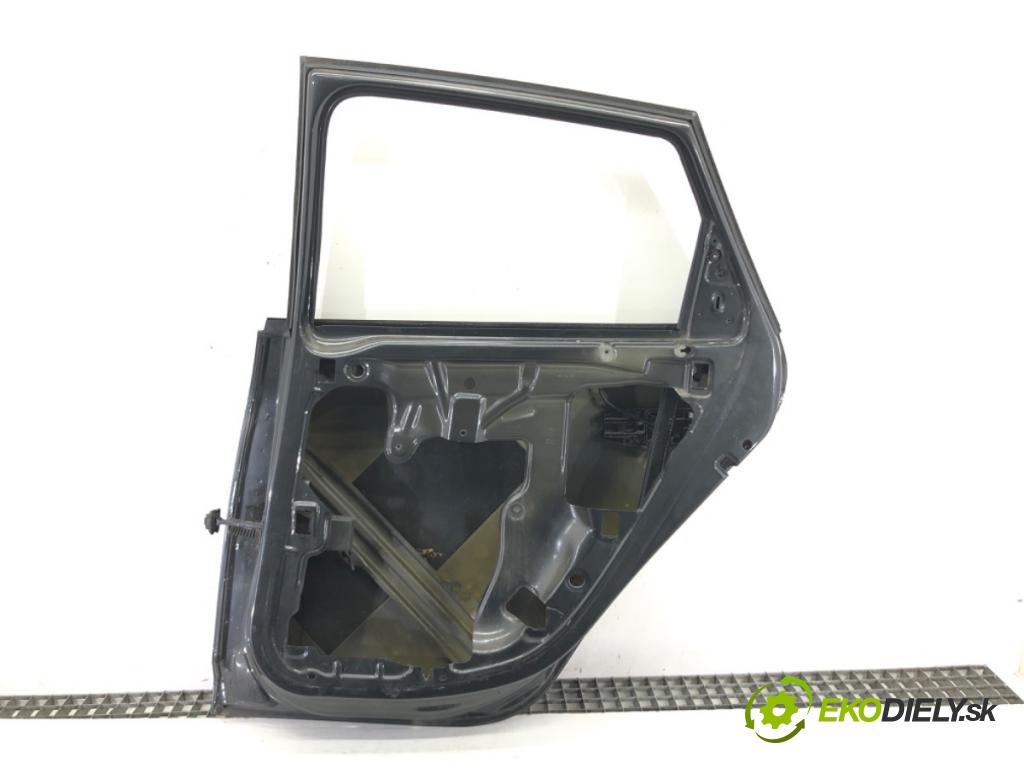 SEAT IBIZA IV liftback 2010 63 kW 1.4 1390 Dvere pravy zad