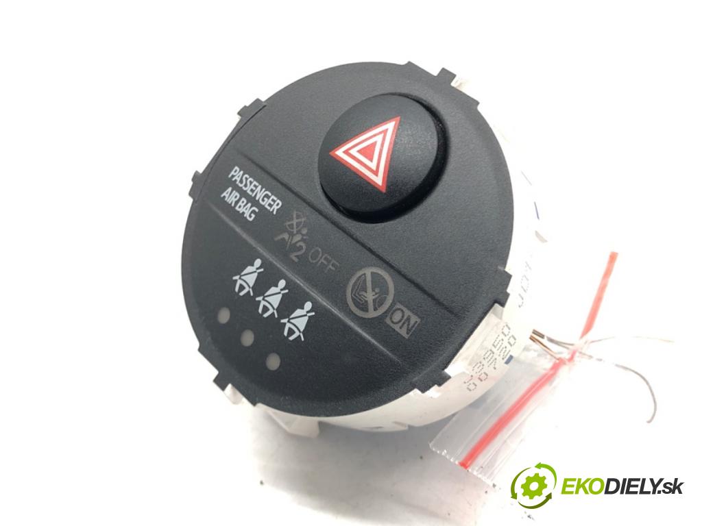 TOYOTA YARIS (_P13_) 2010 - 2022    1.5 (NSP131_) 82 kW [112 KM] benzyna 2017 - 2022  DISPEJ airbag spolujazdca 83950-0D100