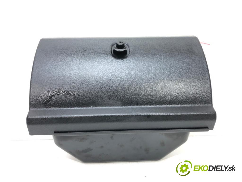 MICROCAR M.GO 2009 - 2022    0.5 6 kW [8 KM] olej napędowy 2020 - 2022  Priehradka, kastlík spolujazdca  (Priehradky, kastlíky)