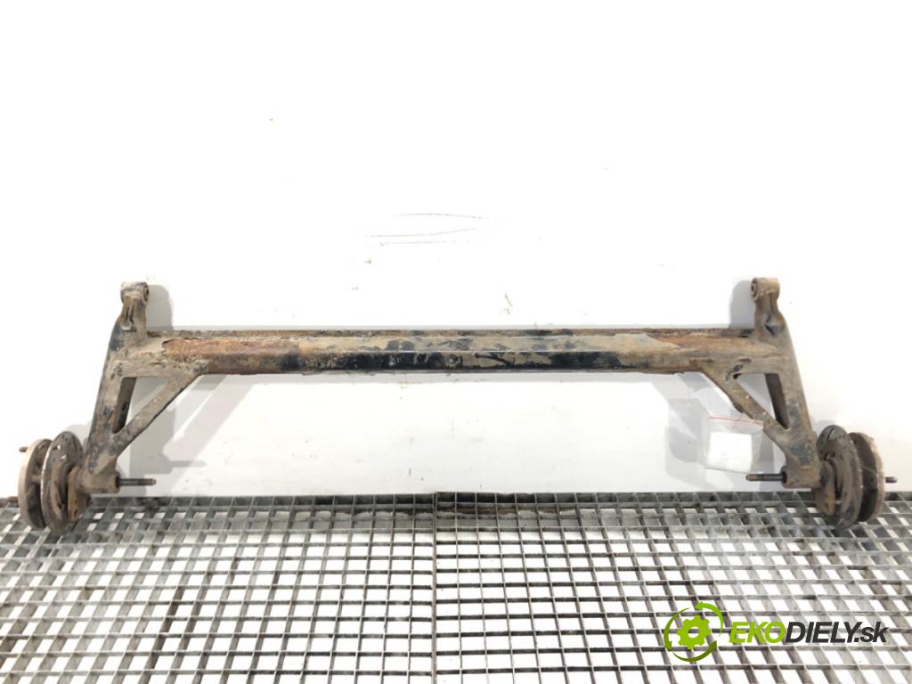 MICROCAR M.GO 2009 - 2022    0.5 6 kW [8 KM] olej napędowy 2020 - 2022  zadní část výztuha 