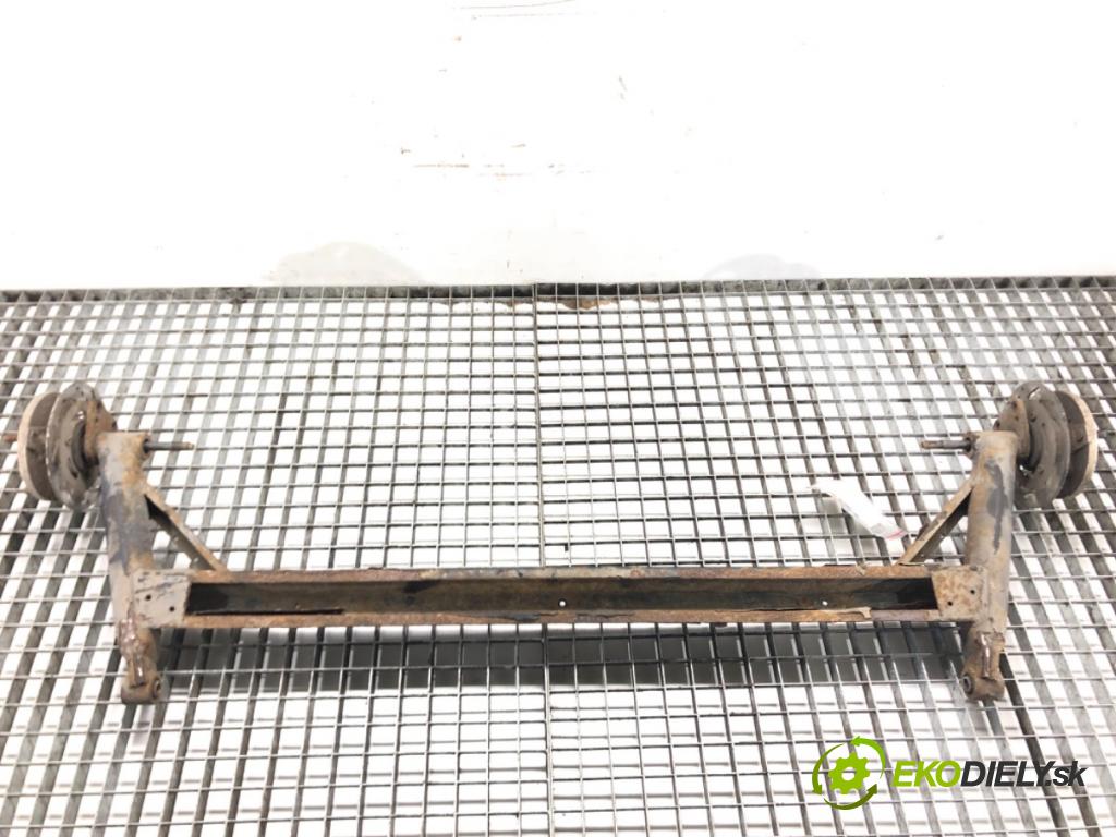 MICROCAR M.GO 2009 - 2022    0.5 6 kW [8 KM] olej napędowy 2020 - 2022  zadní část výztuha