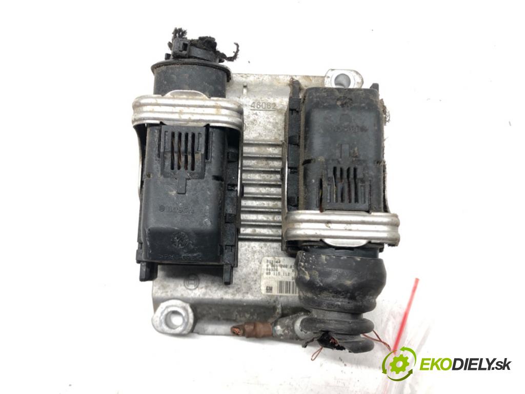 OPEL CORSA C (X01) 2000 - 2009    1.2 (F08, F68) 55 kW [75 KM] benzyna 2000 - 2009  riadiaca jednotka Motor 09115112 (Riadiace jednotky)