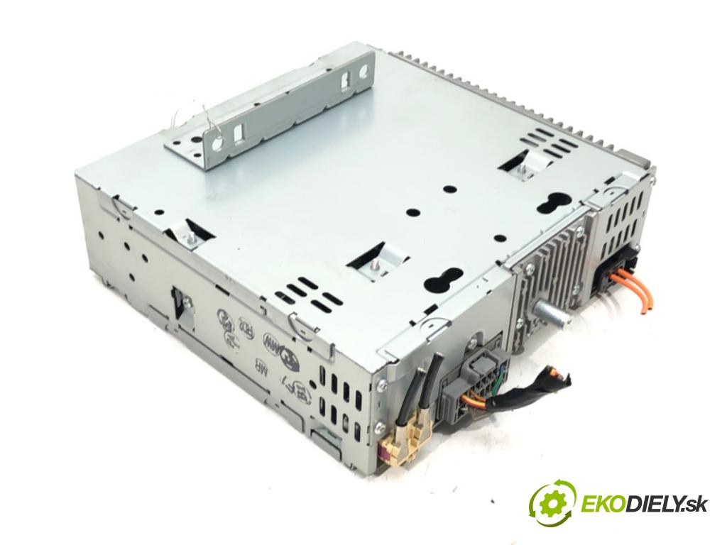 VOLVO V50 (545) 2003 - 2012    1.6 74 kW [101 KM] benzyna 2005 - 2012  RADIO 31266763 (Audio zariadenia)