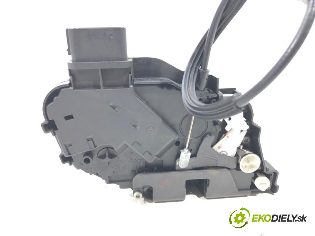 VOLVO V50 (545) 2003 - 2012    1.6 74 kW [101 KM] benzyna 2005 - 2012  zámok dveře pravý zadní část 30799318