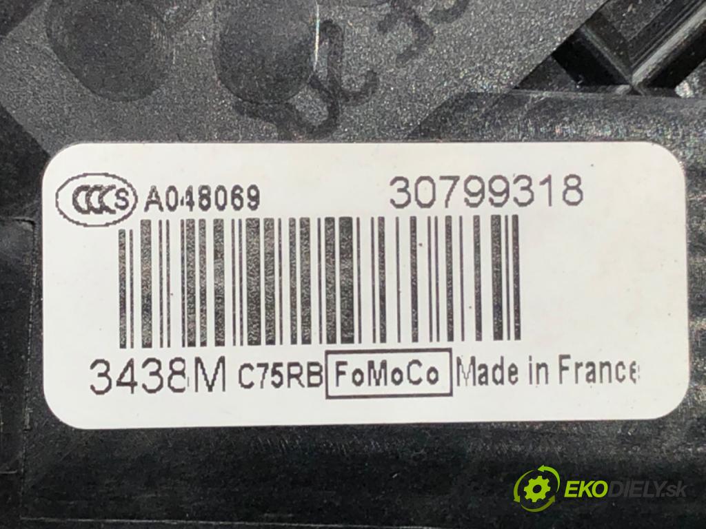 VOLVO V50 (545) 2003 - 2012    1.6 74 kW [101 KM] benzyna 2005 - 2012  zámok dveře pravý zadní část 30799318