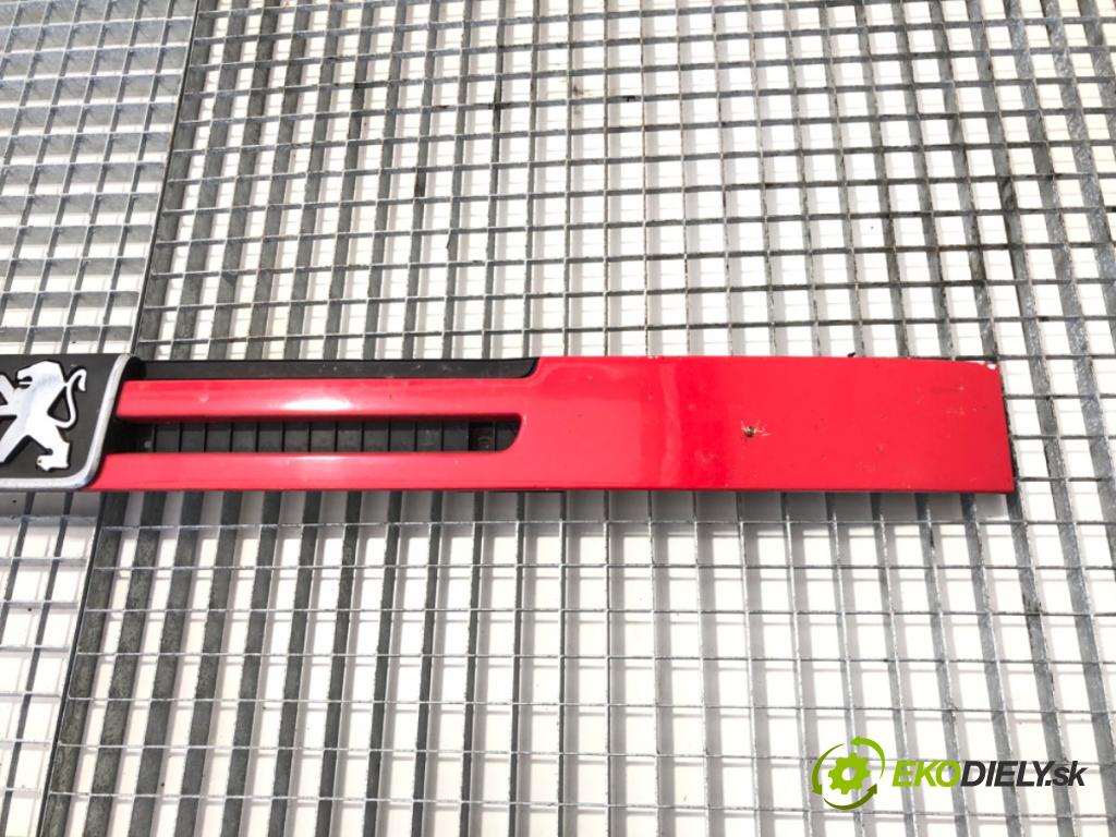 PEUGEOT BOXER Autobus (230P) 1994 - 2002    2.5 TDI 79 kW [107 KM] olej napędowy 1997 - 2002  mřížka maska 1304863080 (Mřížky (masky) chladičů)