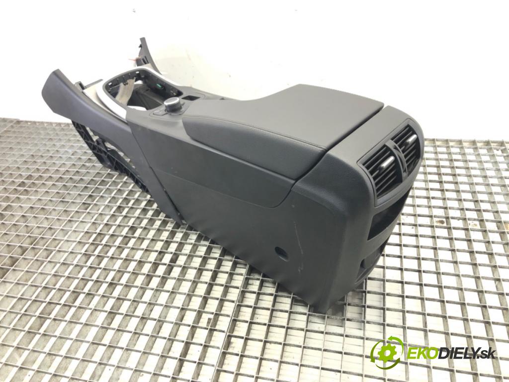 OPEL INSIGNIA A (G09) 2008 - 2017    2.0 CDTI (68) 118 kW [160 KM] olej napędowy 2008 -  Tunel stredový  (Stredový tunel / panel)