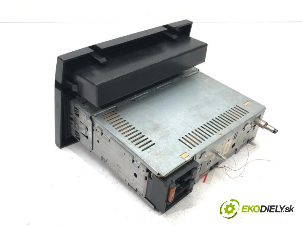 OPEL CORSA C (X01) 2000 - 2009    1.0 (F08, F68) 44 kW [60 KM] benzyna 2003 - 2009  RADIO  (Audio zariadenia)