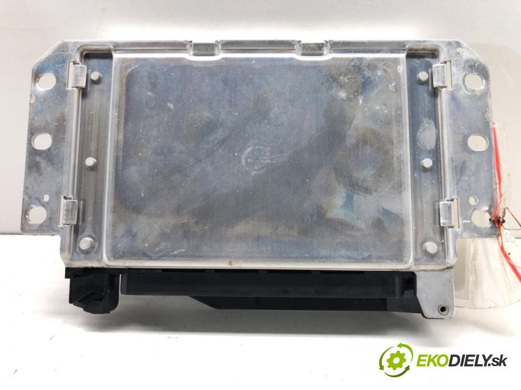 AUDI A8 D2 (4D2, 4D8) 1994 - 2005    3.7 quattro 169 kW [230 KM] benzyna 1995 - 1998  Riadiaca jednotka prevodovky 4D0927156BC (Riadiace jednotky prevodovky)