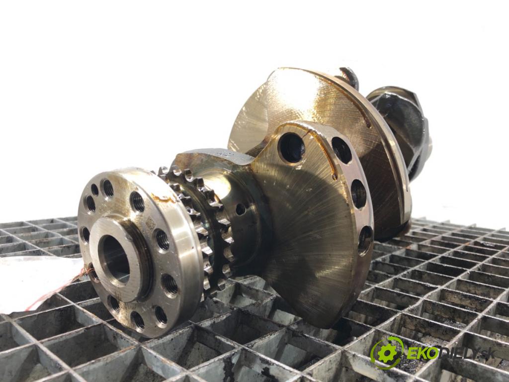 AUDI A6 C6 (4F2) 2004 - 2011    2.4 quattro 130 kW [177 KM] benzyna 2005 - 2008  Kardaň, hriadeľ KLIKA: 06EG (Ostatné)