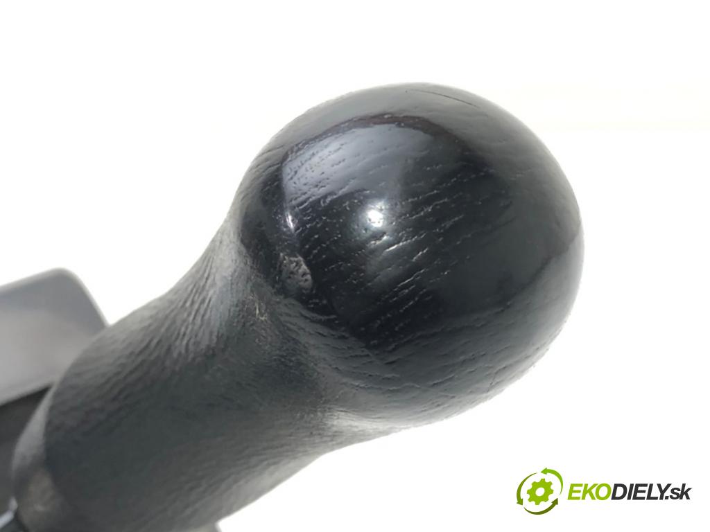 SUBARU LEGACY III Kombi (BH) 1998 - 2003    2.0 AWD (BH5) 92 kW [125 KM] benzyna 1998 - 2003  Kulisa  (Rýchlostné páky / kulisy)