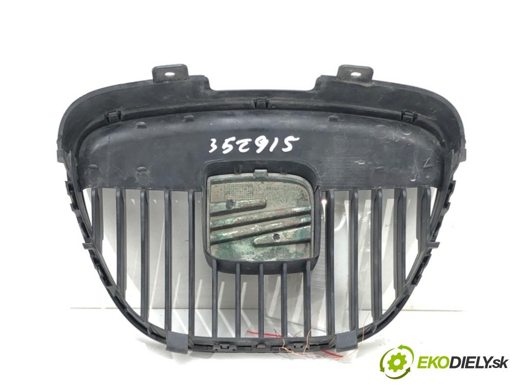 SEAT CORDOBA (6L2) 2002 - 2009    1.4 16V 55 kW [75 KM] benzyna 2002 - 2007  mřížka maska 6L0853654 (Mřížky (masky) chladičů)