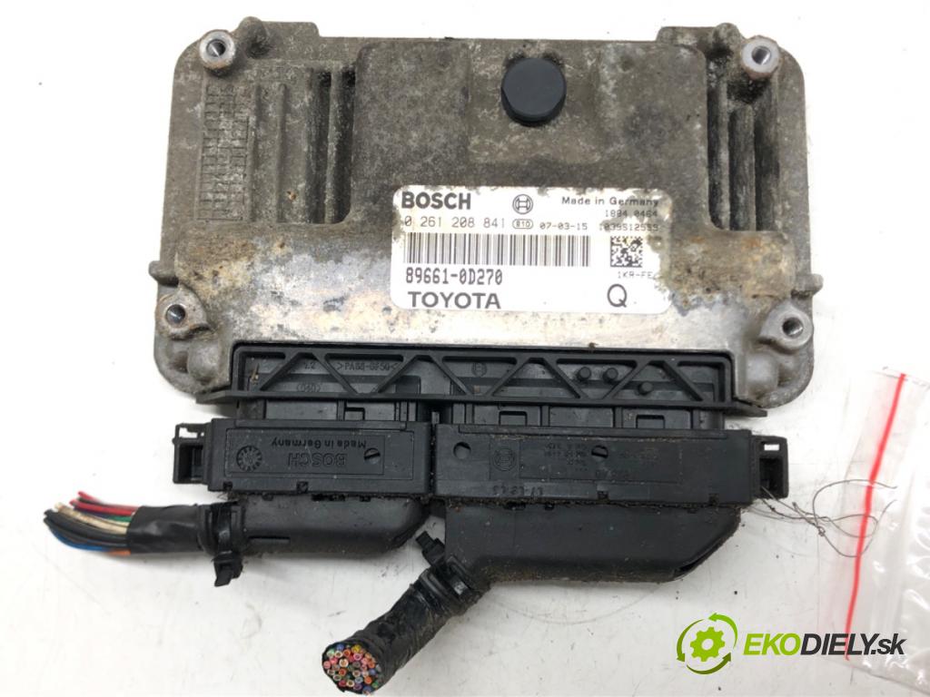TOYOTA YARIS (_P9_) 2005 - 2014    1.0 GPL (KSP90_) 51 kW [69 KM] Benzyna / gaz samoc  riadiaca jednotka Motor 89661-0D270 (Riadiace jednotky)