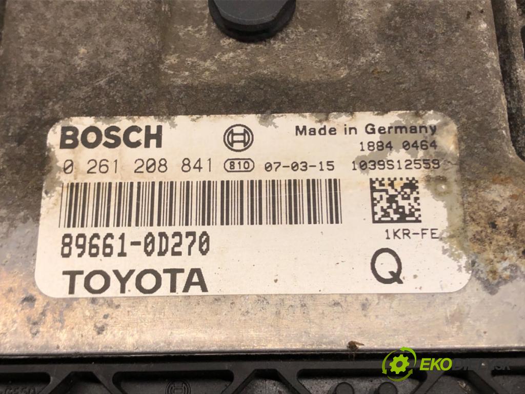 TOYOTA YARIS (_P9_) 2005 - 2014    1.0 GPL (KSP90_) 51 kW [69 KM] Benzyna / gaz samoc  riadiaca jednotka Motor 89661-0D270 (Riadiace jednotky)