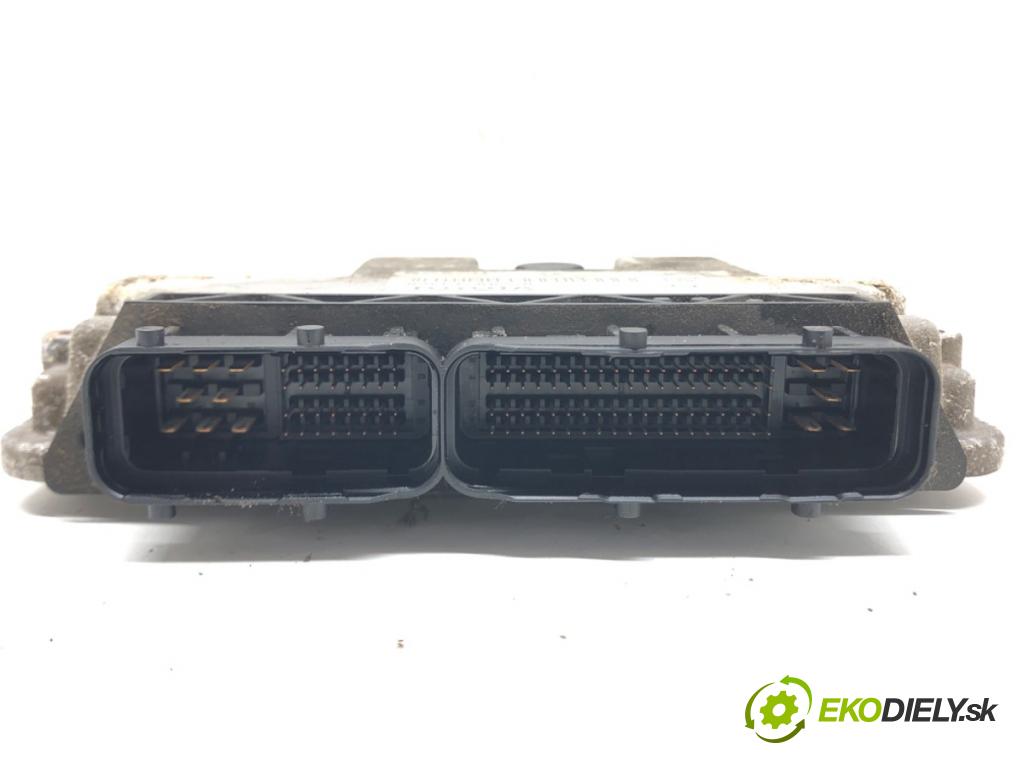 TOYOTA YARIS (_P9_) 2005 - 2014    1.0 GPL (KSP90_) 51 kW [69 KM] Benzyna / gaz samoc  riadiaca jednotka Motor 89661-0D270 (Riadiace jednotky)
