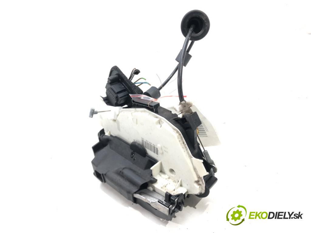SKODA OCTAVIA III (5E3, NL3, NR3) 2012 - 2022    1.4 TSI 103 kW [140 KM] benzyna 2012 - 2022  zámok dveře pravý zadní část 5E0839016