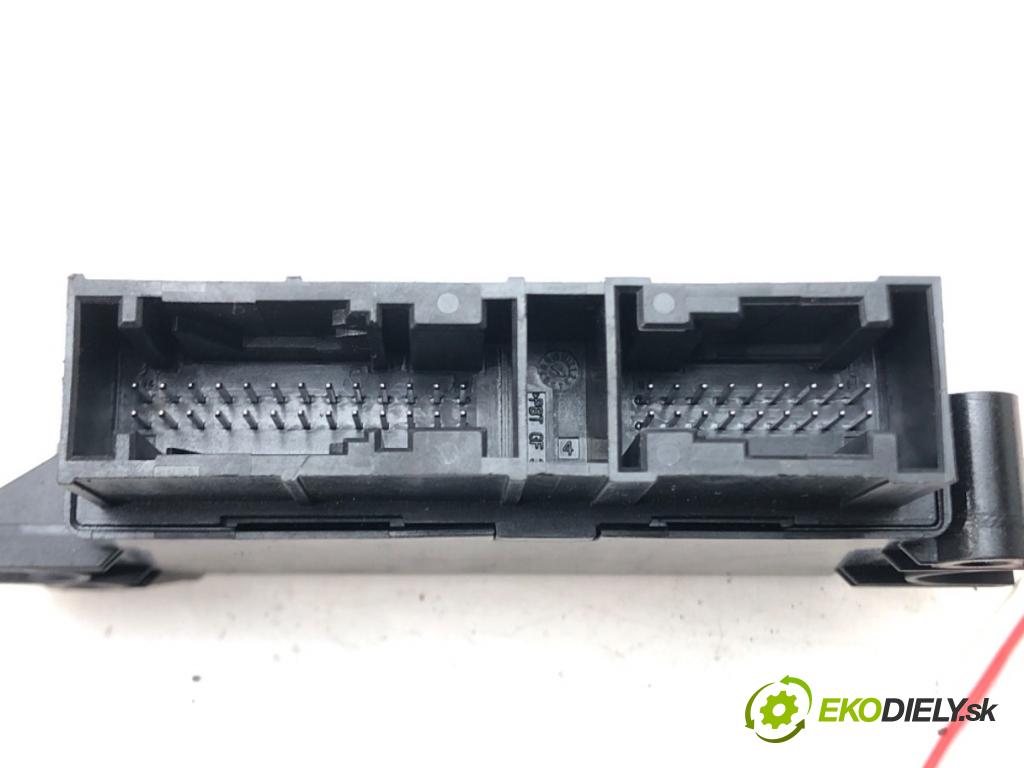 SKODA OCTAVIA III (5E3, NL3, NR3) 2012 - 2022    1.8 TSI 132 kW [180 KM] benzyna 2012 - 2022  Modul PDC 5Q0919294B (Ostatné)