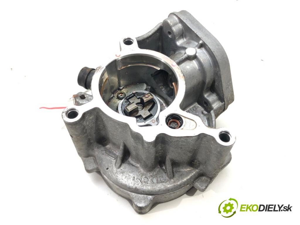 SKODA OCTAVIA III (5E3, NL3, NR3) 2012 - 2022    1.8 TSI 132 kW [180 KM] benzyna 2012 - 2022  pumpa vakuová 06K145100B