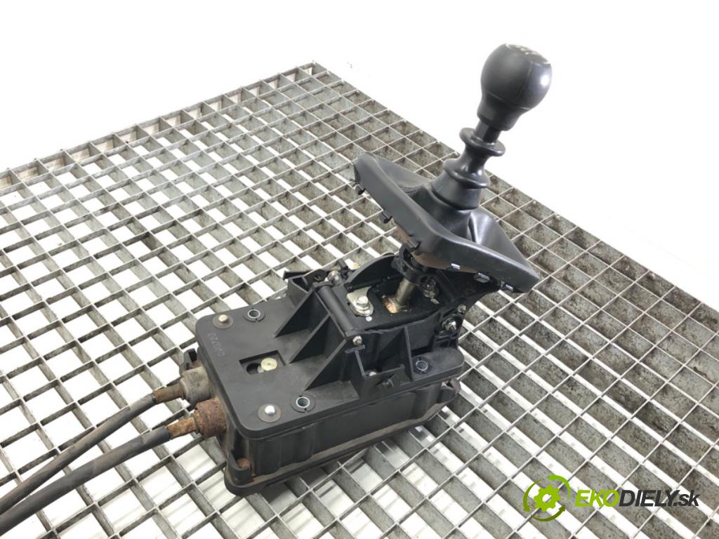 SUBARU LEGACY V Kombi (BR) 2008 - 2014    2.0 D AWD 110 kW [150 KM] olej napędowy 2009 - 201  Kulisa  (Rýchlostné páky / kulisy)