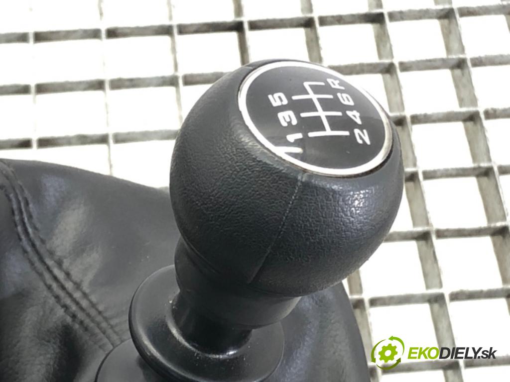 SUBARU LEGACY V Kombi (BR) 2008 - 2014    2.0 D AWD 110 kW [150 KM] olej napędowy 2009 - 201  Kulisa  (Rýchlostné páky / kulisy)