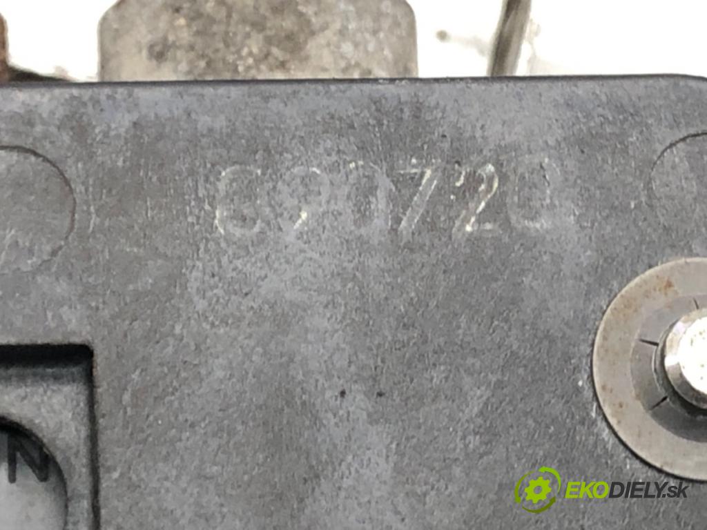 SUBARU LEGACY V Kombi (BR) 2008 - 2014    2.0 D AWD 110 kW [150 KM] olej napędowy 2009 - 201  Kulisa  (Rýchlostné páky / kulisy)