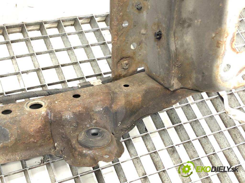 SUBARU LEGACY V Kombi (BR) 2008 - 2014    2.0 D AWD 110 kW [150 KM] olej napędowy 2009 - 201  držák přední část  (Výztuhy přední)