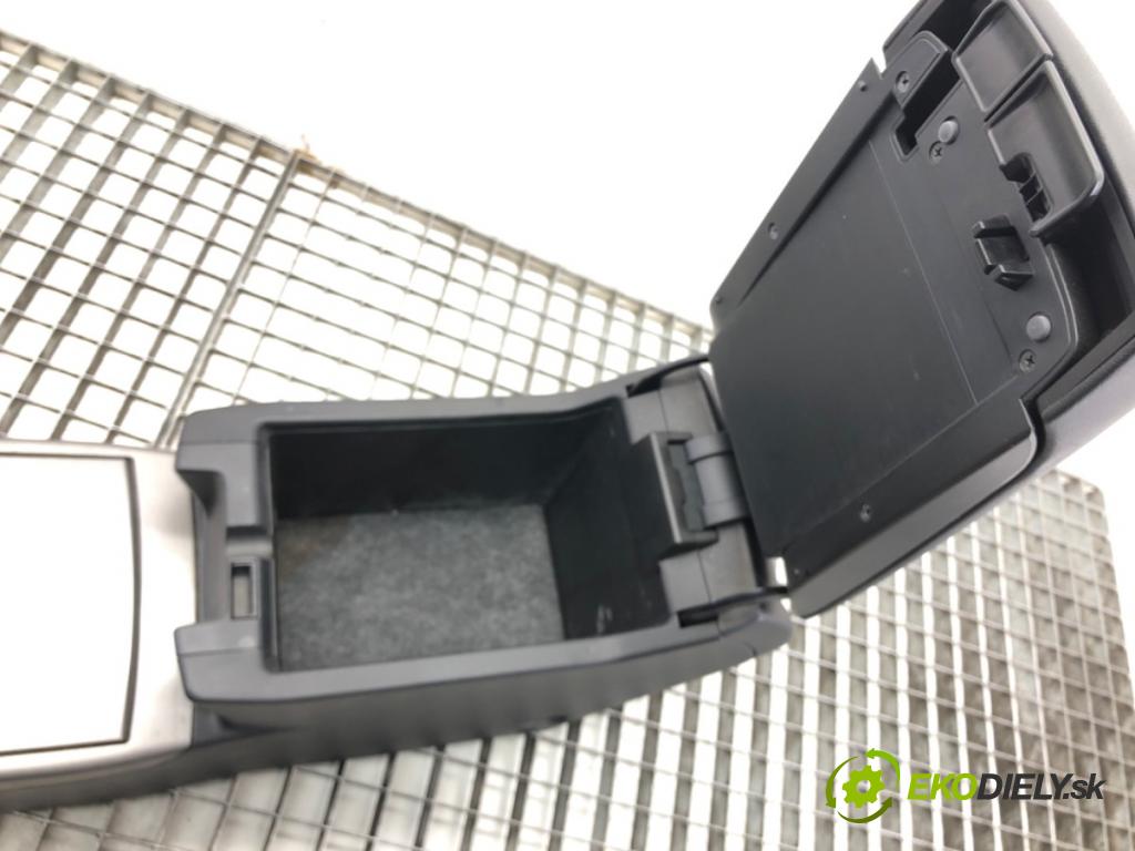 SUBARU LEGACY V Kombi (BR) 2008 - 2014    2.0 D AWD 110 kW [150 KM] olej napędowy 2009 - 201  Lakťová opierka  (Lakťové opierky)