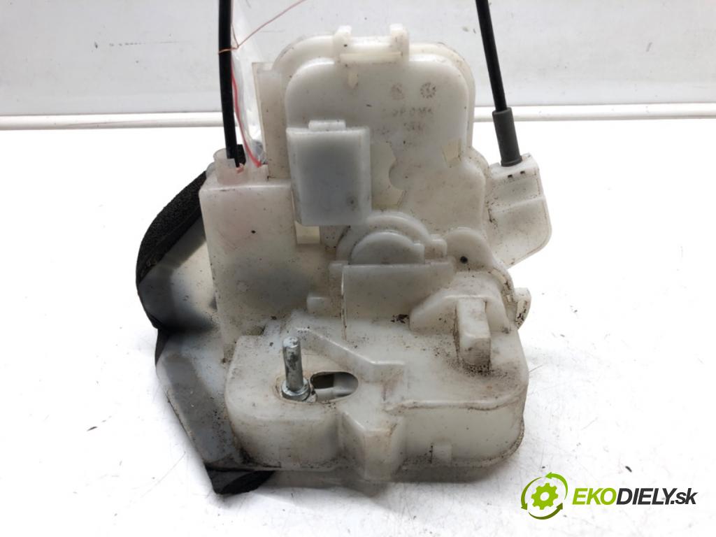 SUBARU LEGACY V Kombi (BR) 2008 - 2014    2.0 D AWD 110 kW [150 KM] olej napędowy 2009 - 201  zámok dveře pravý zadní část 