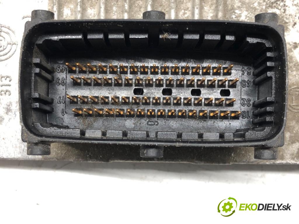 FIAT STILO (192_) 2001 - 2010    1.2 16V (192_XA1B) 59 kW [80 KM] benzyna 2002 - 20  riadiaca jednotka Motor 26SA8349 (Riadiace jednotky)