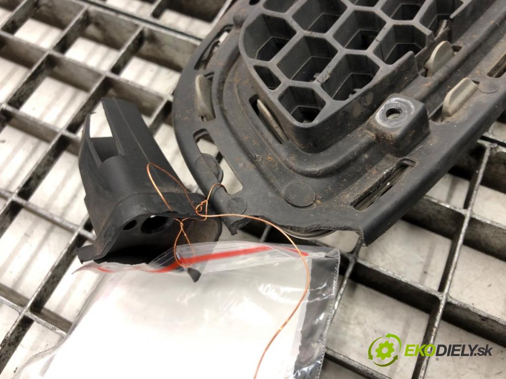 KIA PICANTO II (TA) 2011 - 2017    1.0 51 kW [69 KM] benzyna 2011 - 2017  mřížka maska 86351-1Y000 (Mřížky (masky) chladičů)