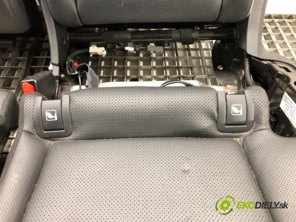 KIA SPORTAGE IV (QL, QLE) 2015 - 2022    1.6 T-GDI 130 kW [177 KM] benzyna 2015 - 2022  Sedadlo druhý RIADOK: