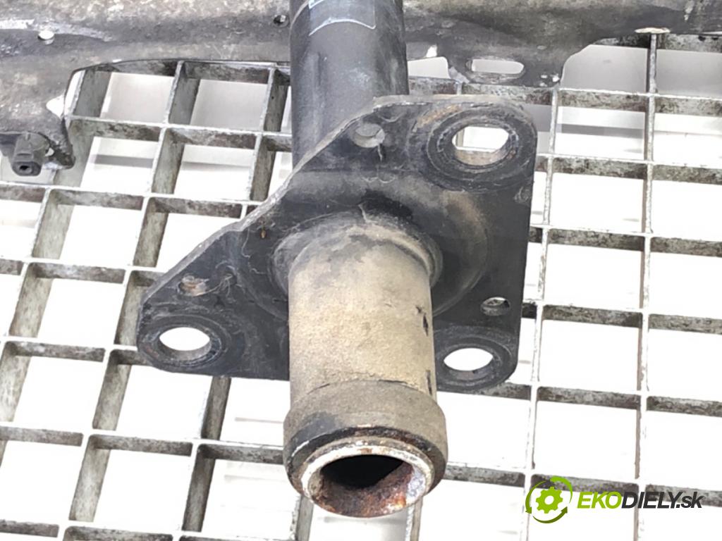 AUDI A4 B5 (8D2) 1994 - 2001    1.9 TDI 81 kW [110 KM] olej napędowy 1995 - 2000  výztuha nárazníka přední část  (Výztuhy přední)