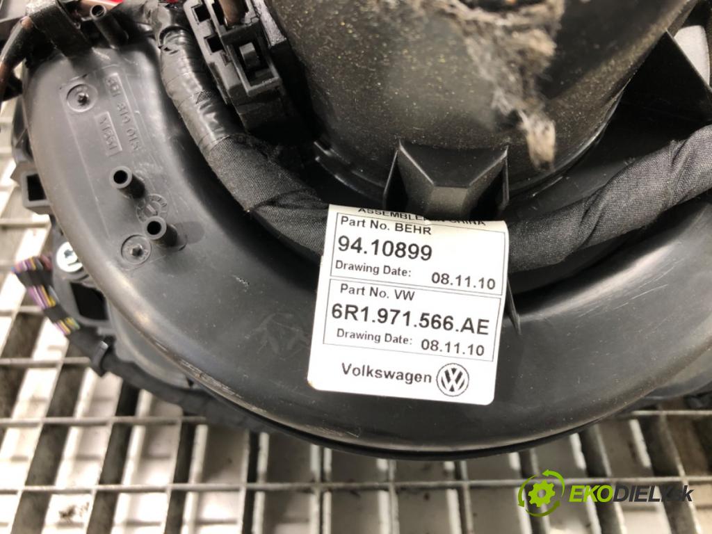 SKODA FABIA III Kombi (NJ5) 2014 - 2022    1.0 55 kW [75 KM] benzyna 2014 - 2022  Výhrevné teleso, radiátor kúrenia komplet KOMBAJN  (Radiátory kúrenia)