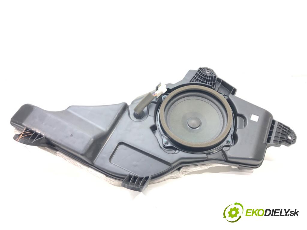 KIA SPORTAGE IV (QL, QLE) 2015 - 2022    1.6 T-GDI 130 kW [177 KM] benzyna 2015 - 2022  subwoofer 96380-D9000 (Audio zariadenia)